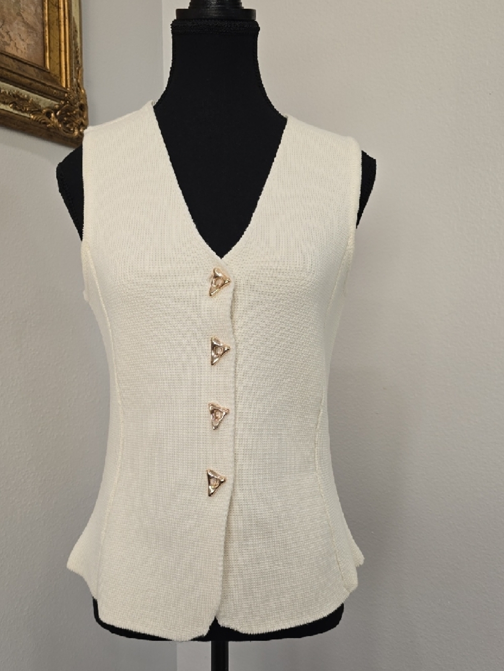 ASTR The Label Jayce Sweater Vest Cream Gold Button 100% Cotton Size S